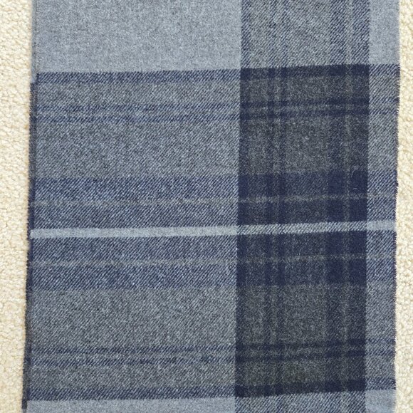 NWT Italian Woolen Treasures Wool Plaid Fringe Scarf - Picture 6 of 7